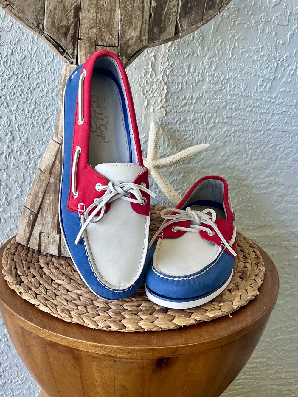NWOT Sperry Gold Cup Authentic Original 2-Eye Boat Shoes Red White Blue Size 10